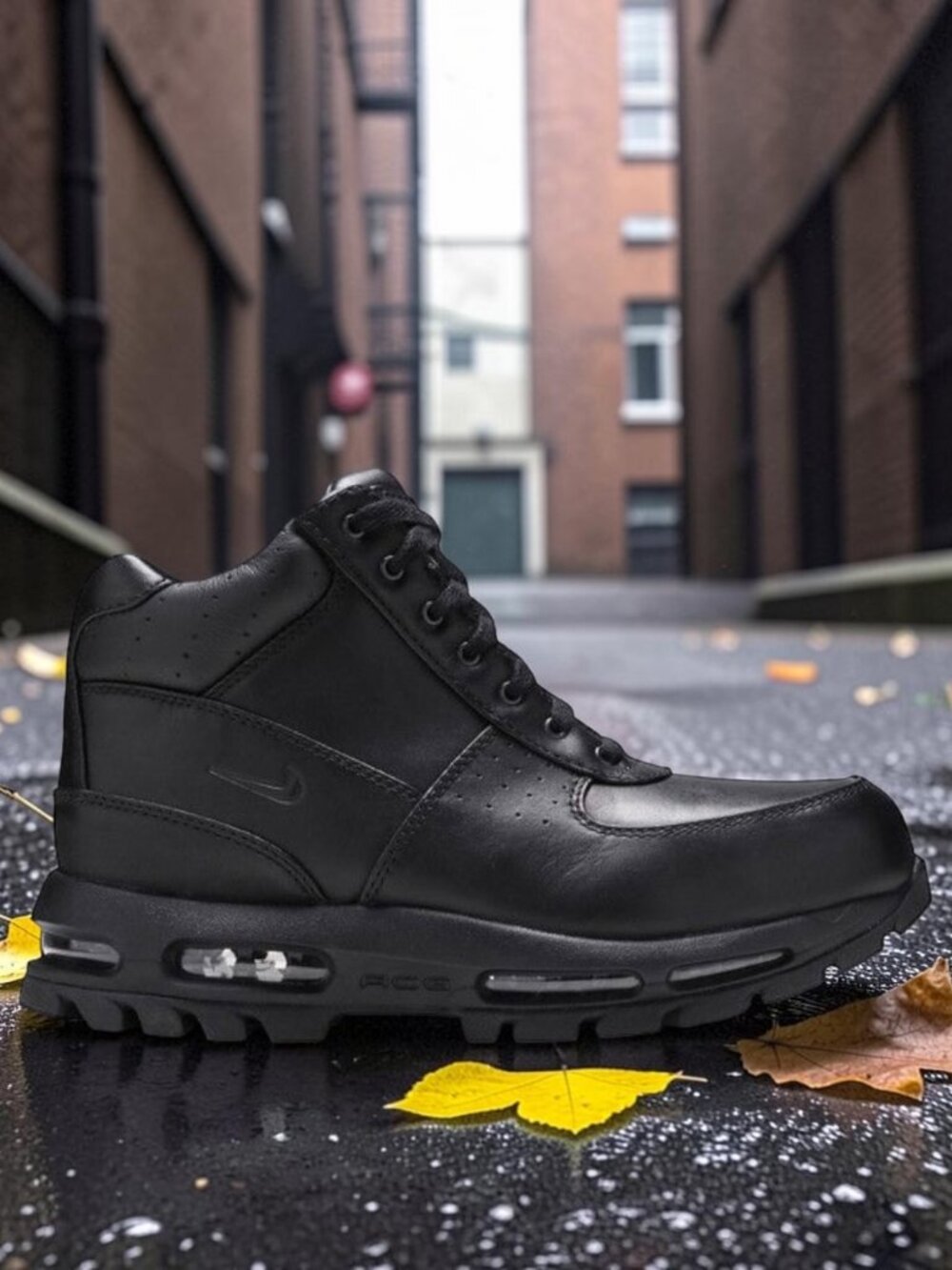 Nike Air Max Goadome 'Triple Black' Mens Boots Size 14 865031 009 NEW